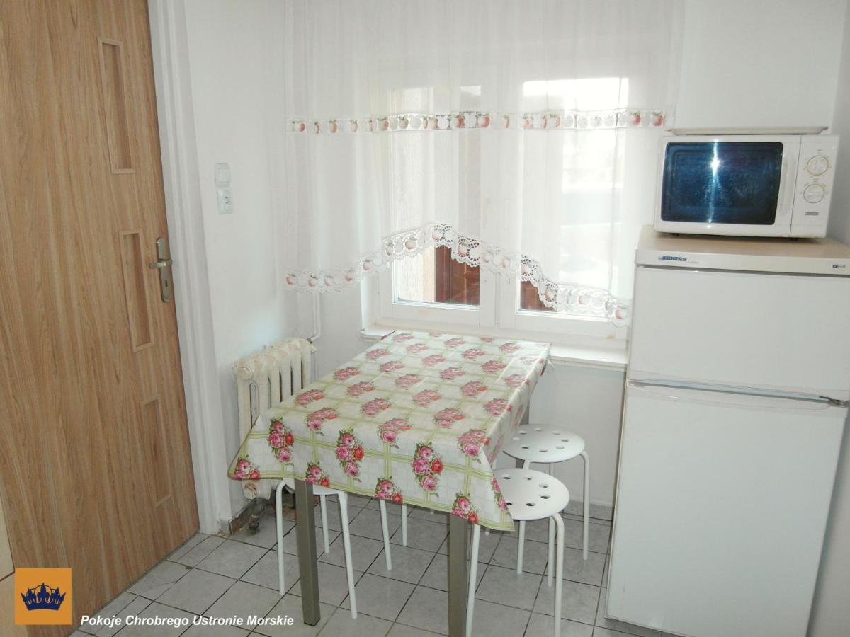 Pokoje Chrobrego Pokoje Goscinne W Centrum Blisko Morza Ustronie Morskie Exterior foto